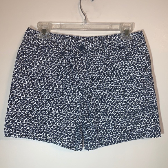 Loft Floral Shorts - Picture 1 of 4